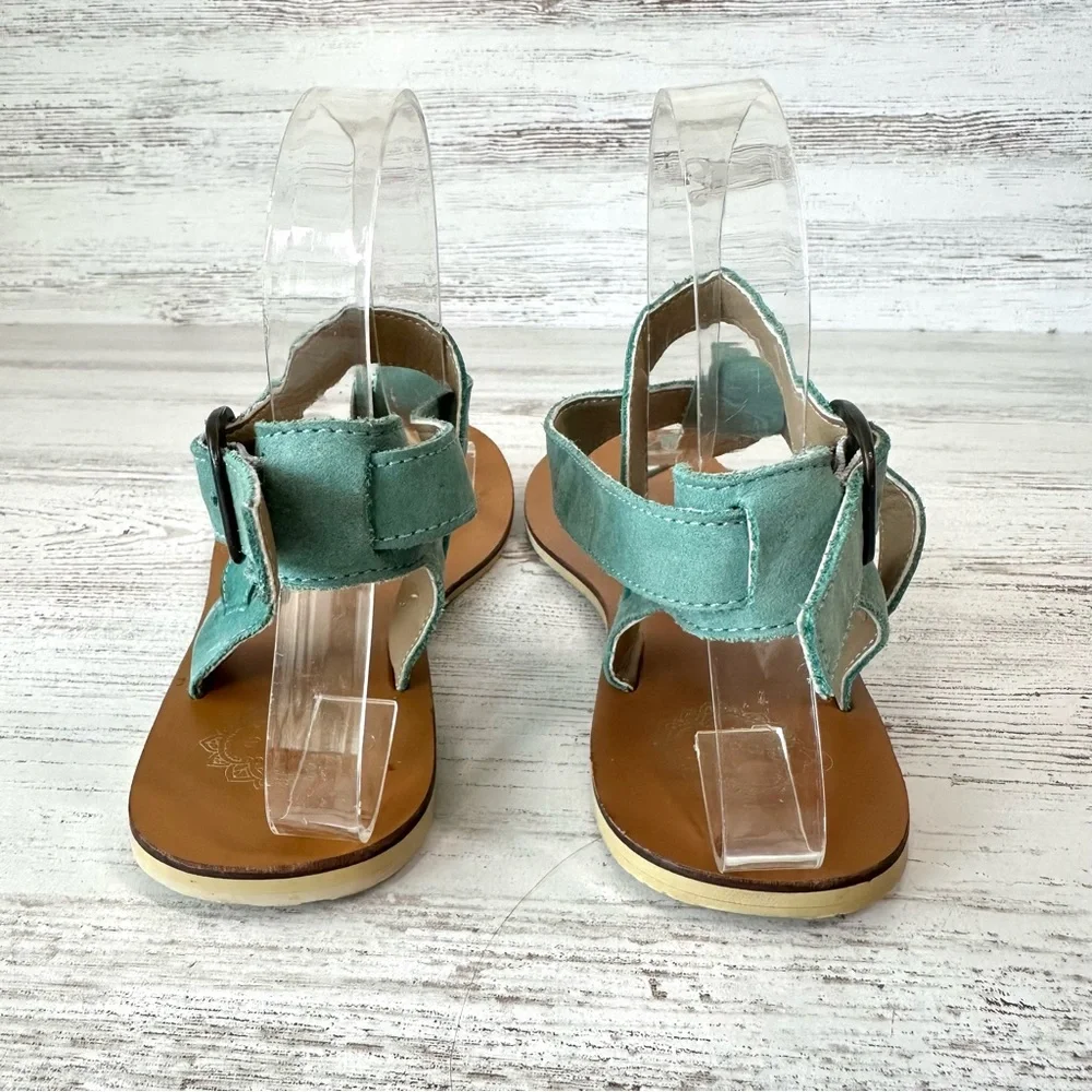 URBAN OUTFITTERS ECOTE Suede Leather Thong Strappy Sandals Sea-foam green blue