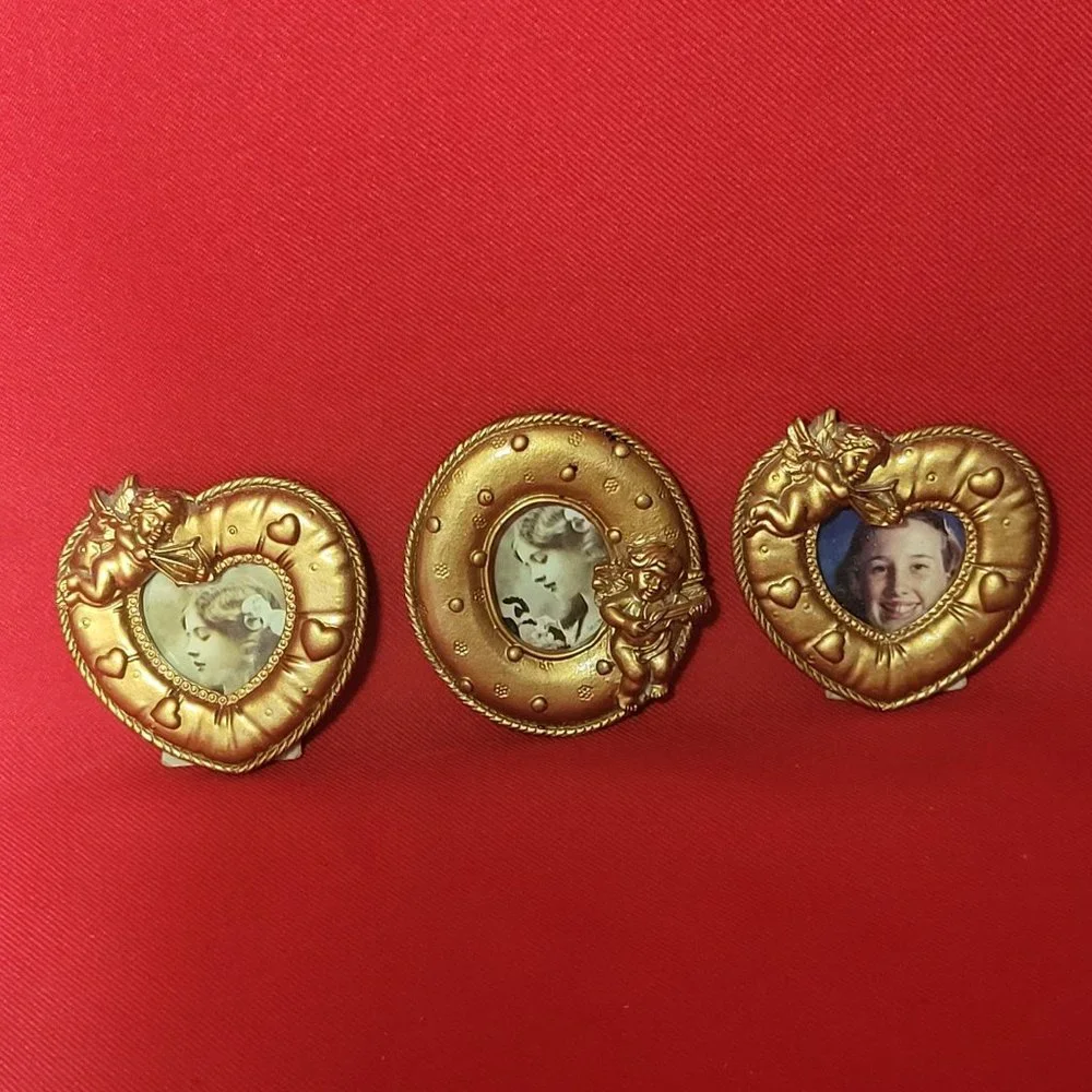 VTG Mini Golden Angel Cherub Picture Photo Frame Magnet Polyresin