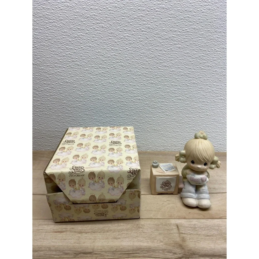 Enesco vtg 1983