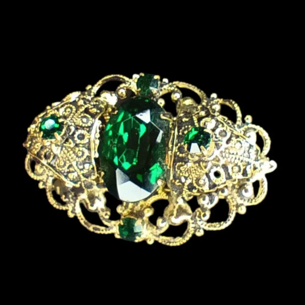 Vintage victorian style