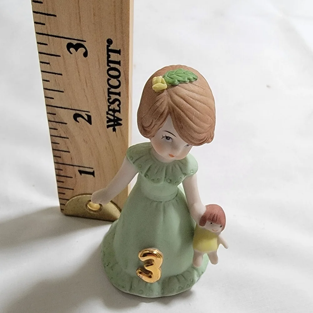 Vintage Growing Up Birthday Girl 3rd Green Dress 1982 Figurine Cake Top Enesco