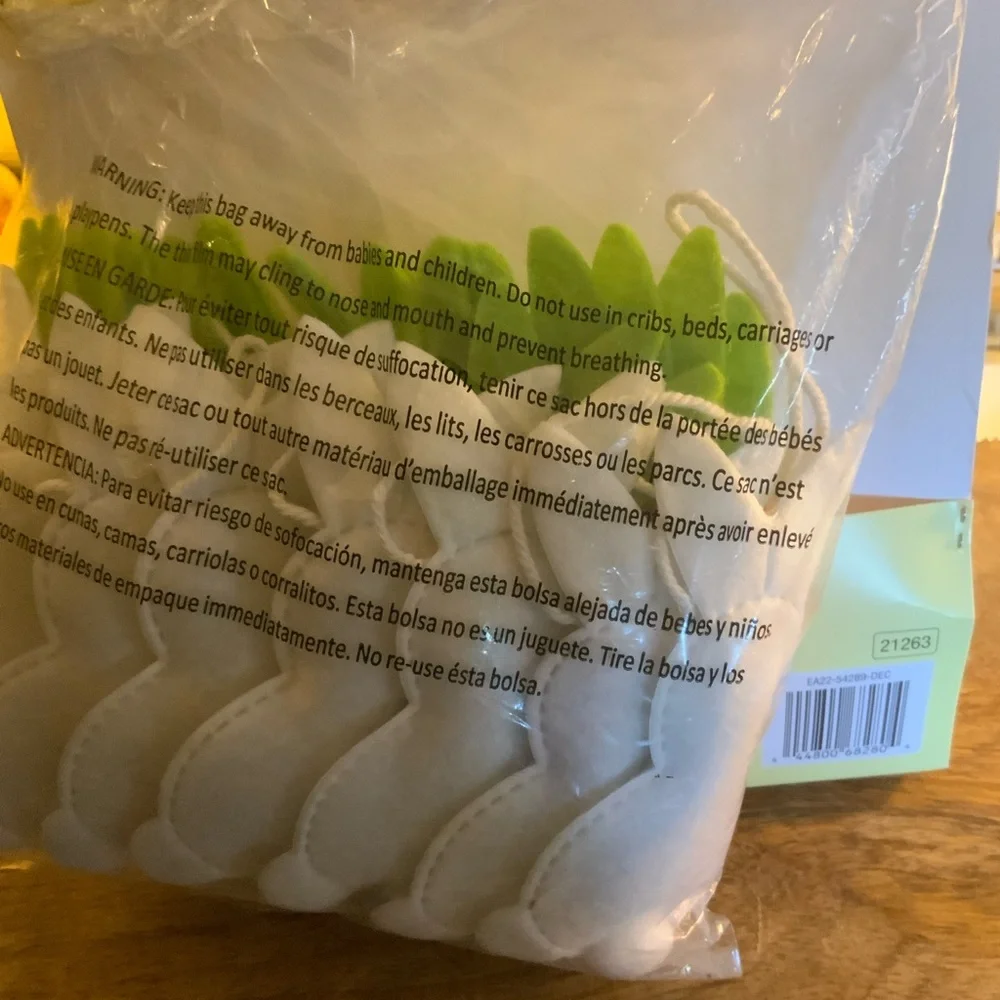 N/A item rabbits out