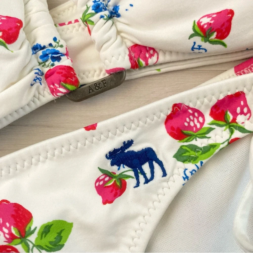 A&F | Abercrombie & Fitch Strawberry Print Swimsuit Bikini Set