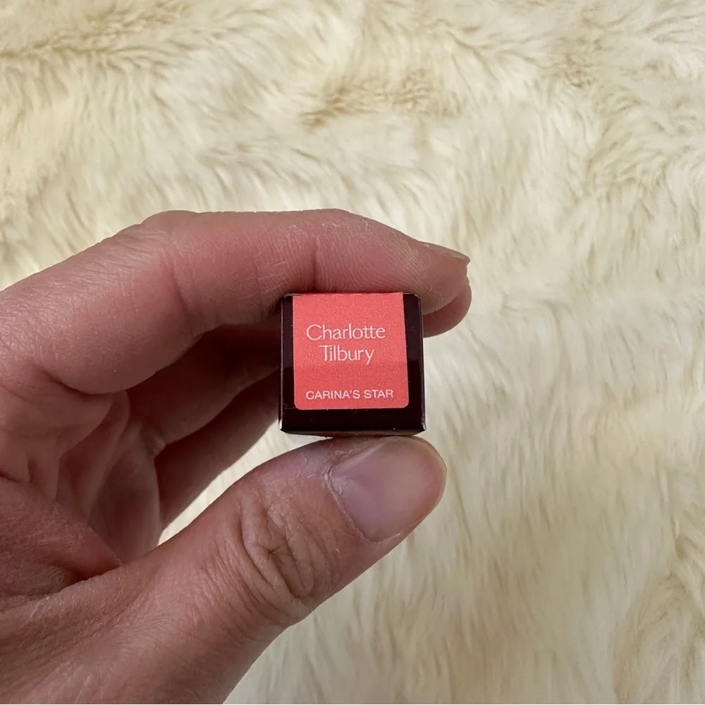 N/A 24 lips brand