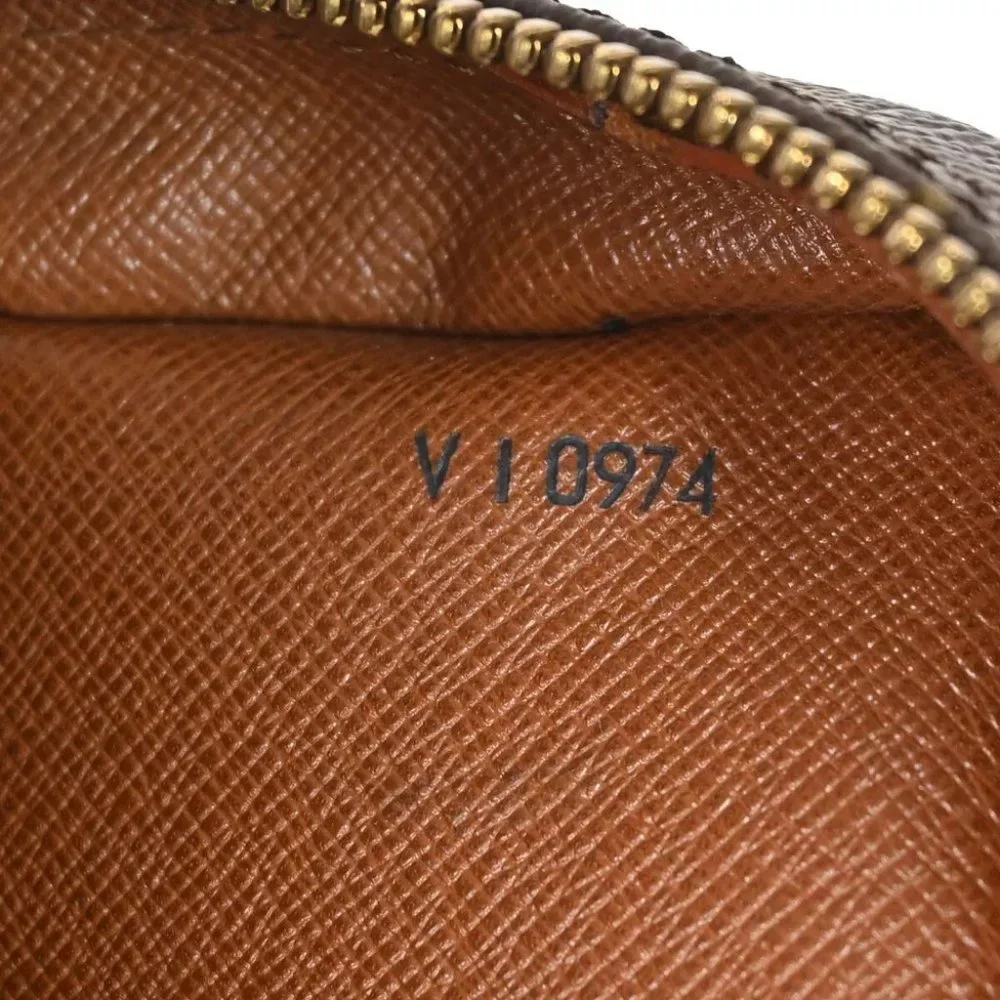 authenticity guaranteed LOUIS VUITTON Porte Documents Voyage Briefcase