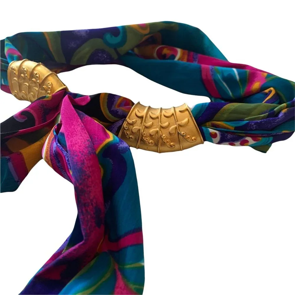 Vintage features chunky