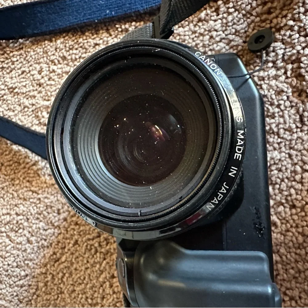 Canon rebel eos