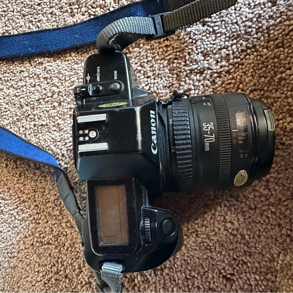 Canon rebel eos