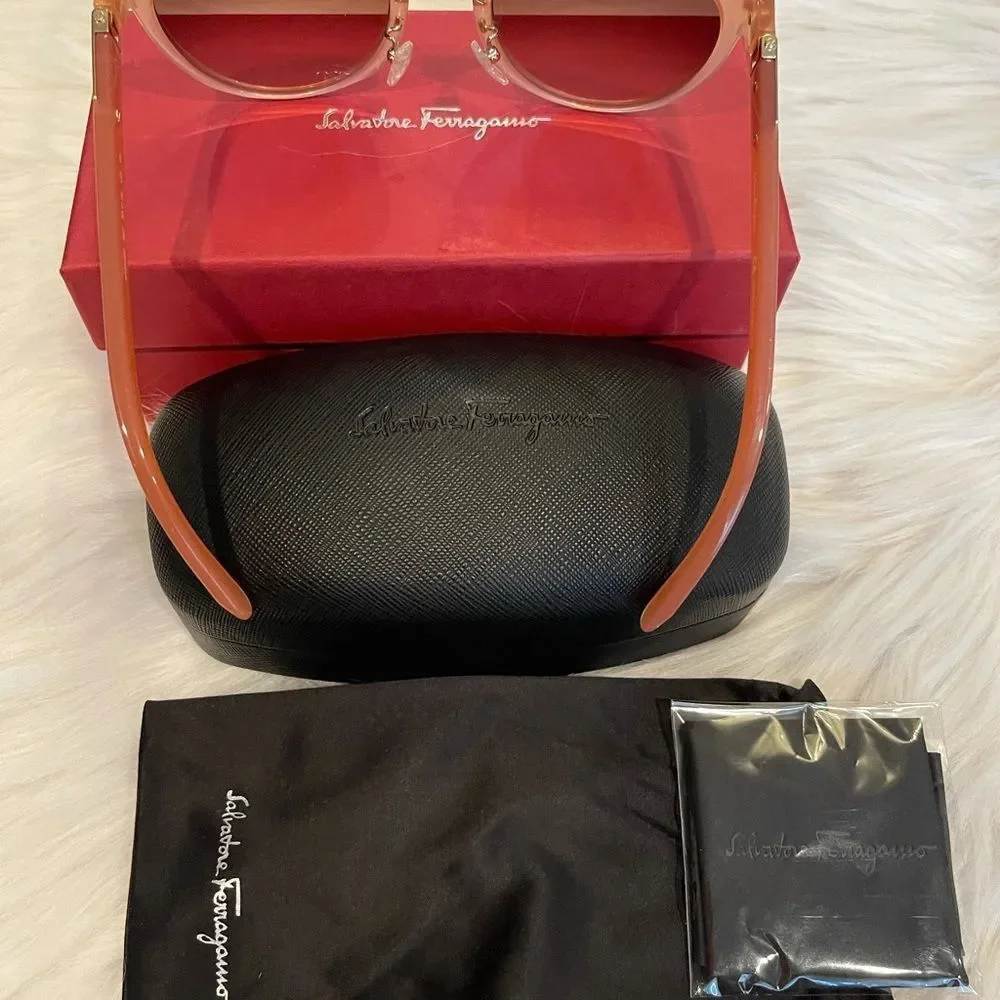 Salvatore Ferragamo salvatore ferragamo
