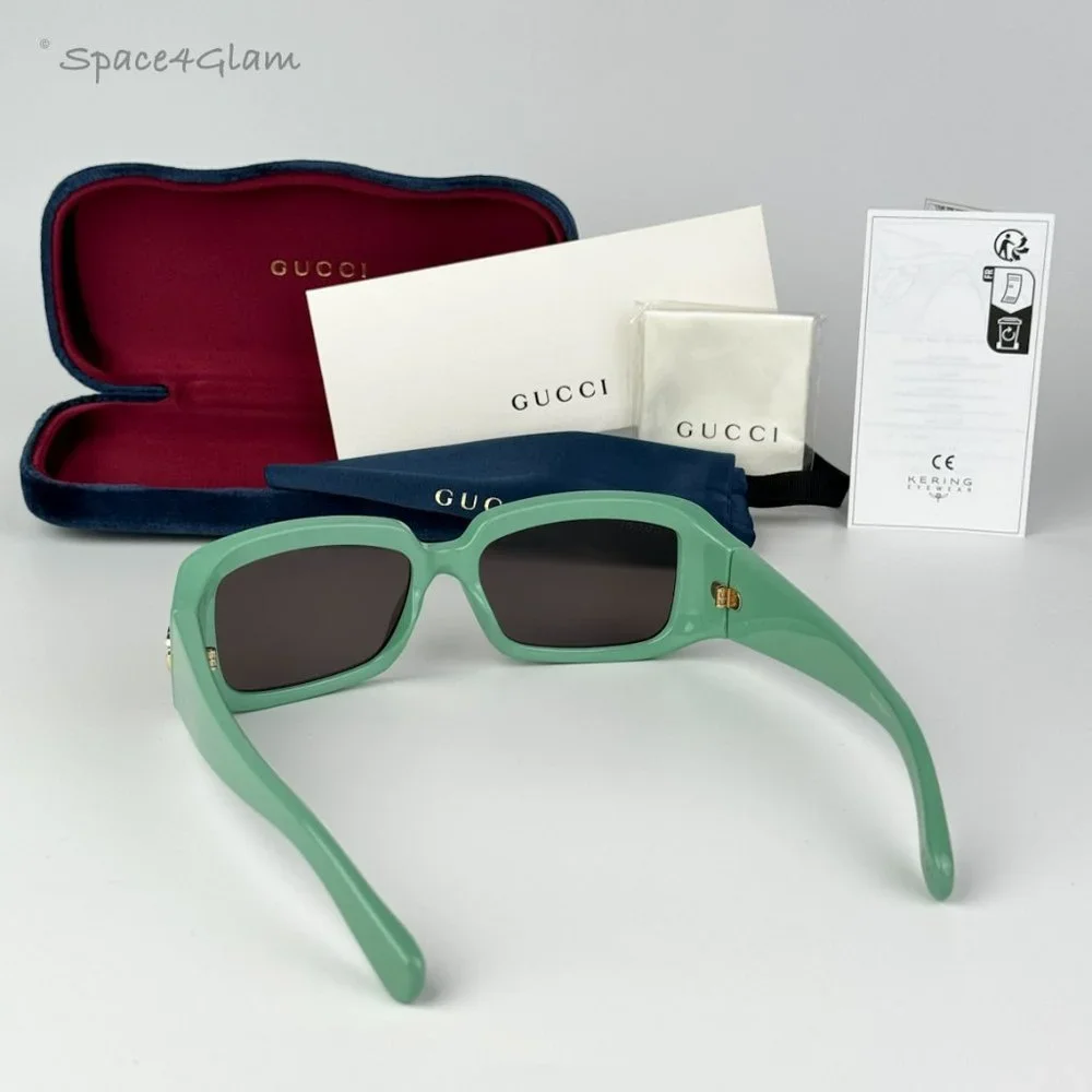 Gucci pouch sunglasses are