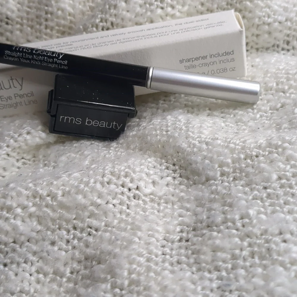 RMS Beauty Straight Line Kohl Eye Pencil in Black, 1.08g/0.038oz