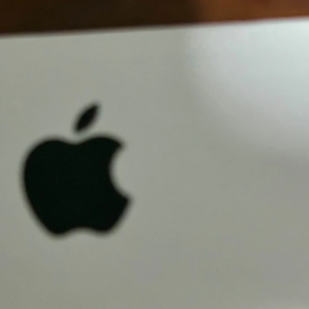 iPhone 15 Box