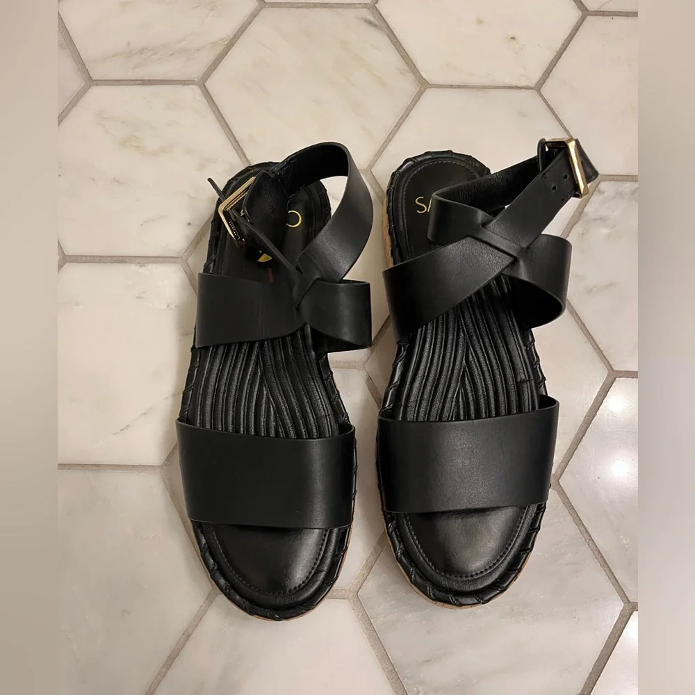 Sarto by Franco Sarto
