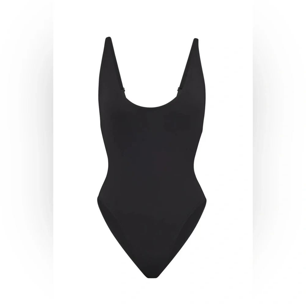 NWT Skims Recycled Swimsuit Scoop Neck One Piece in Onyx Color Size M