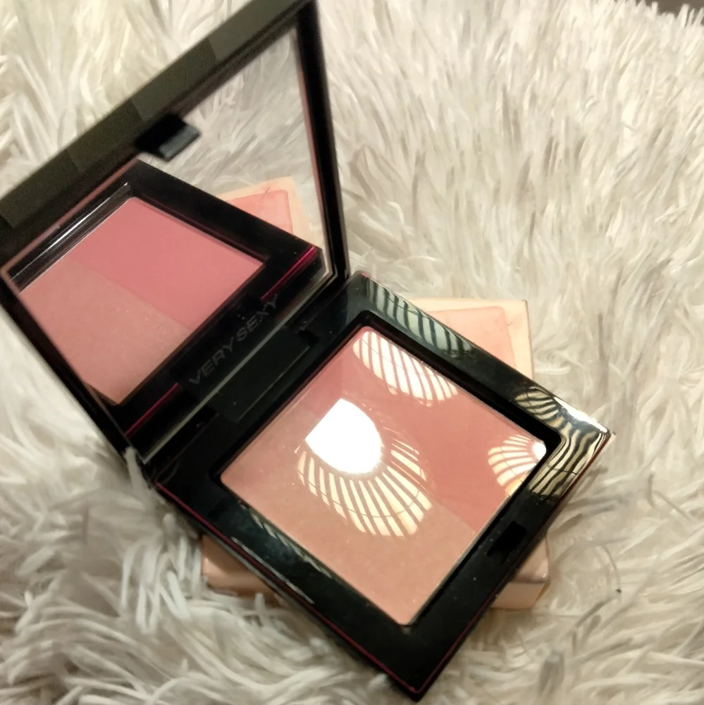 🆕 Victoria’s Secret Very Sexy Blush/Highlight Duo RUNWAY