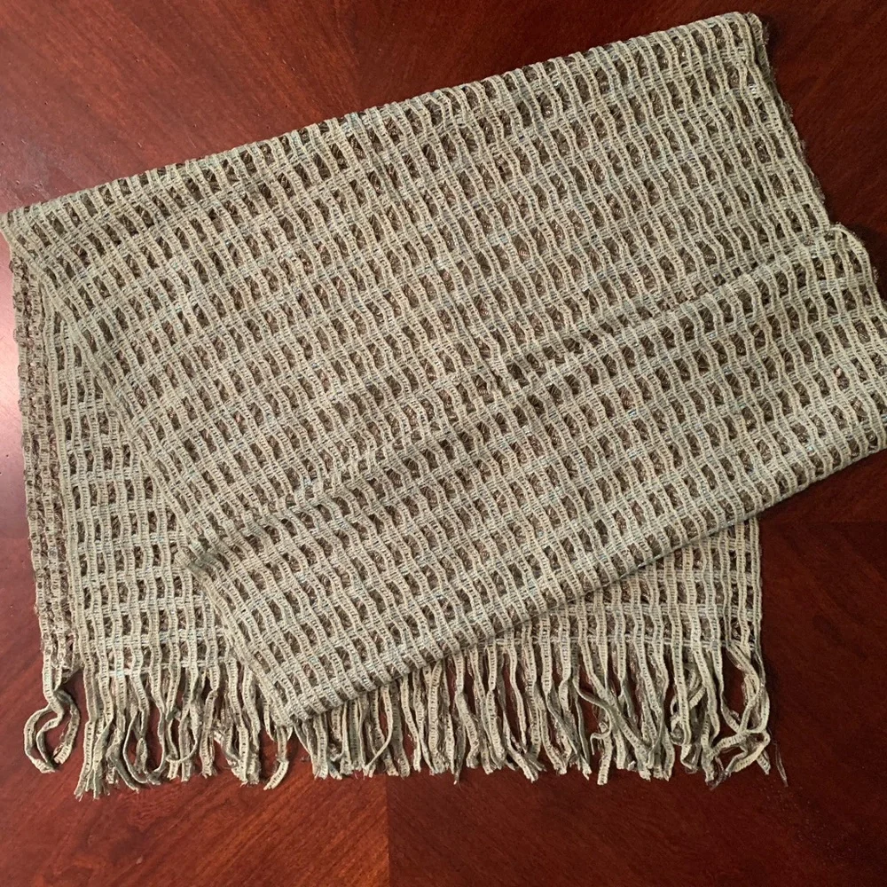 Crochet Style Table Scarf w/Fringe
