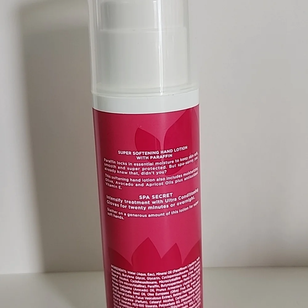 Bath & Body Works below leave