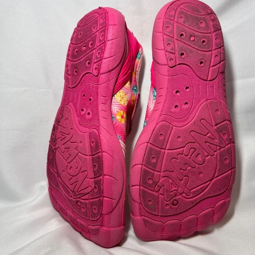 Newtz Water Shoes-Girls-Size 2/3-Tropical-Pink-:Pineapple-Beach-Sand-Summer Fun