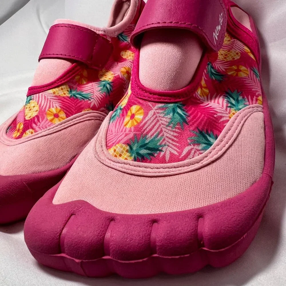 Newtz Water Shoes-Girls-Size 2/3-Tropical-Pink-:Pineapple-Beach-Sand-Summer Fun