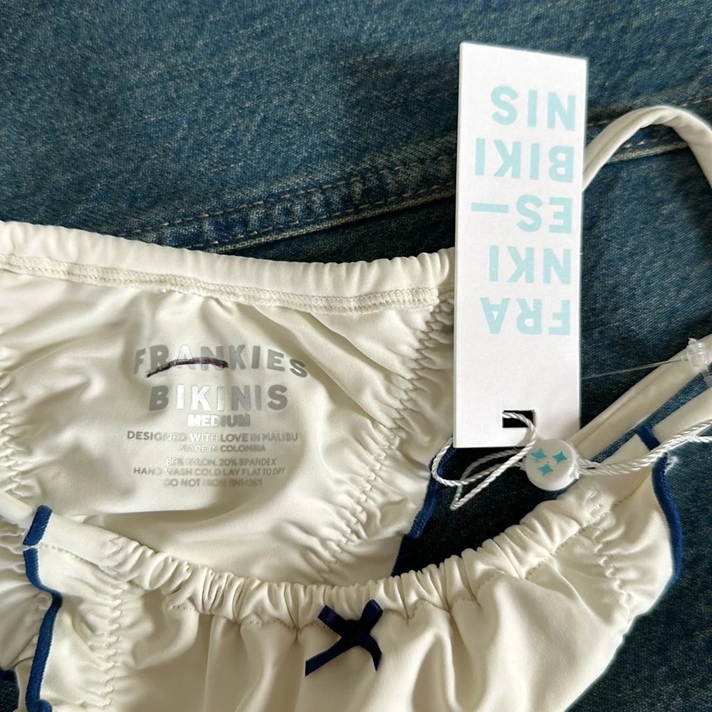 Frankies Bikinis nwt frankie’s