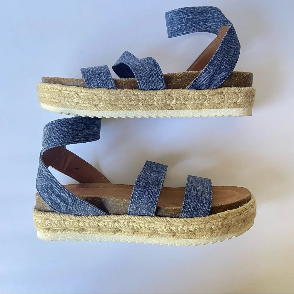 Jellypop Halstein Platform Esparille Sandals Size 2