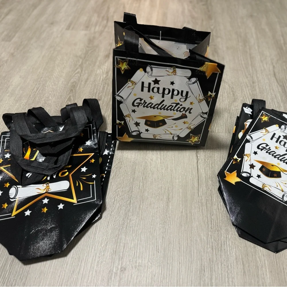 ***2/$15*** 10pack graduation plastic gift bags