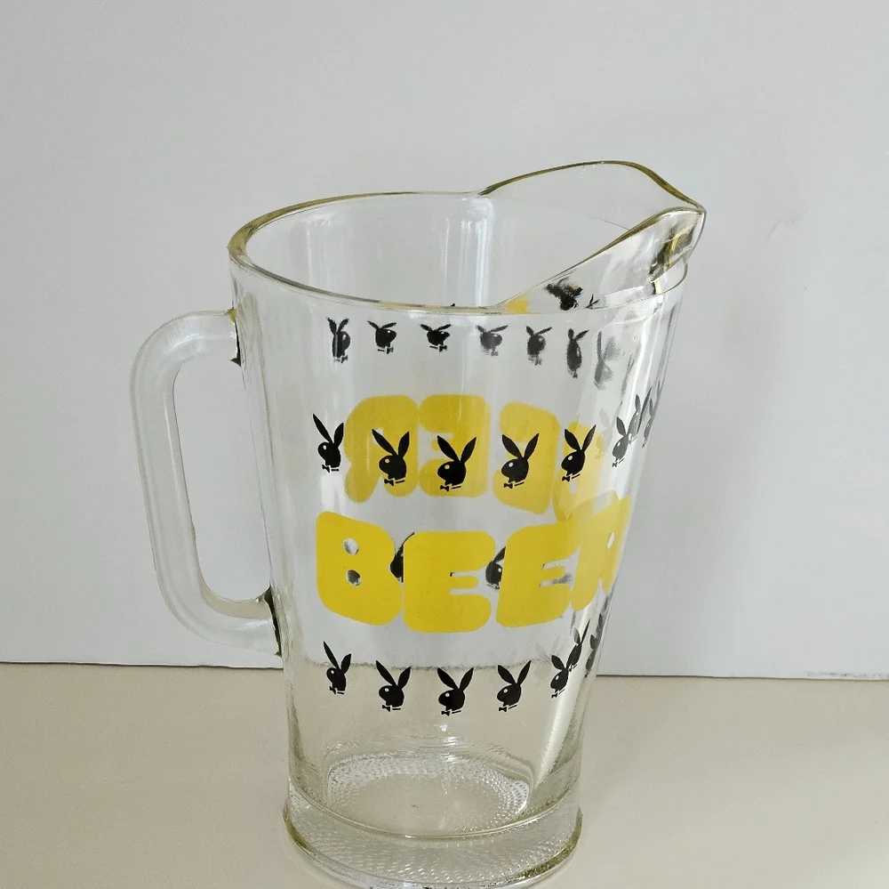 PLAYBOY vintage 48oz