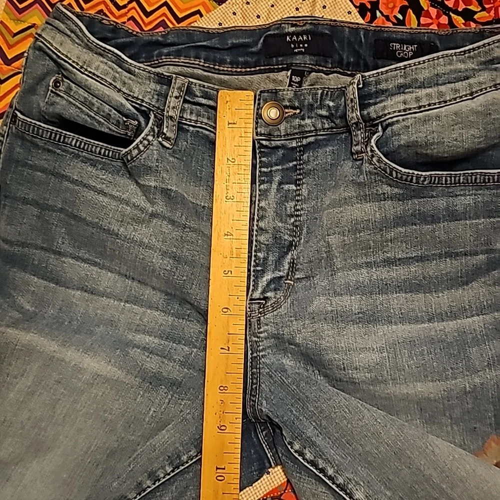 KAARI blue petite straight crop size 10P... painted flowers on left leg-so nice!