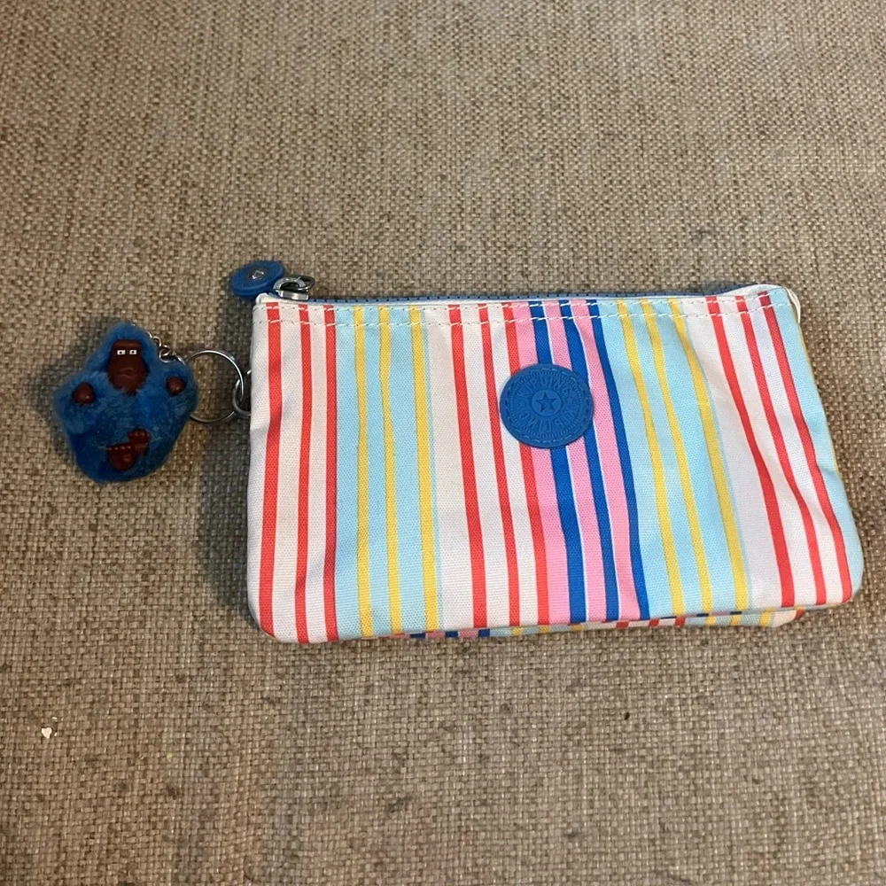 Kipling striped pouch