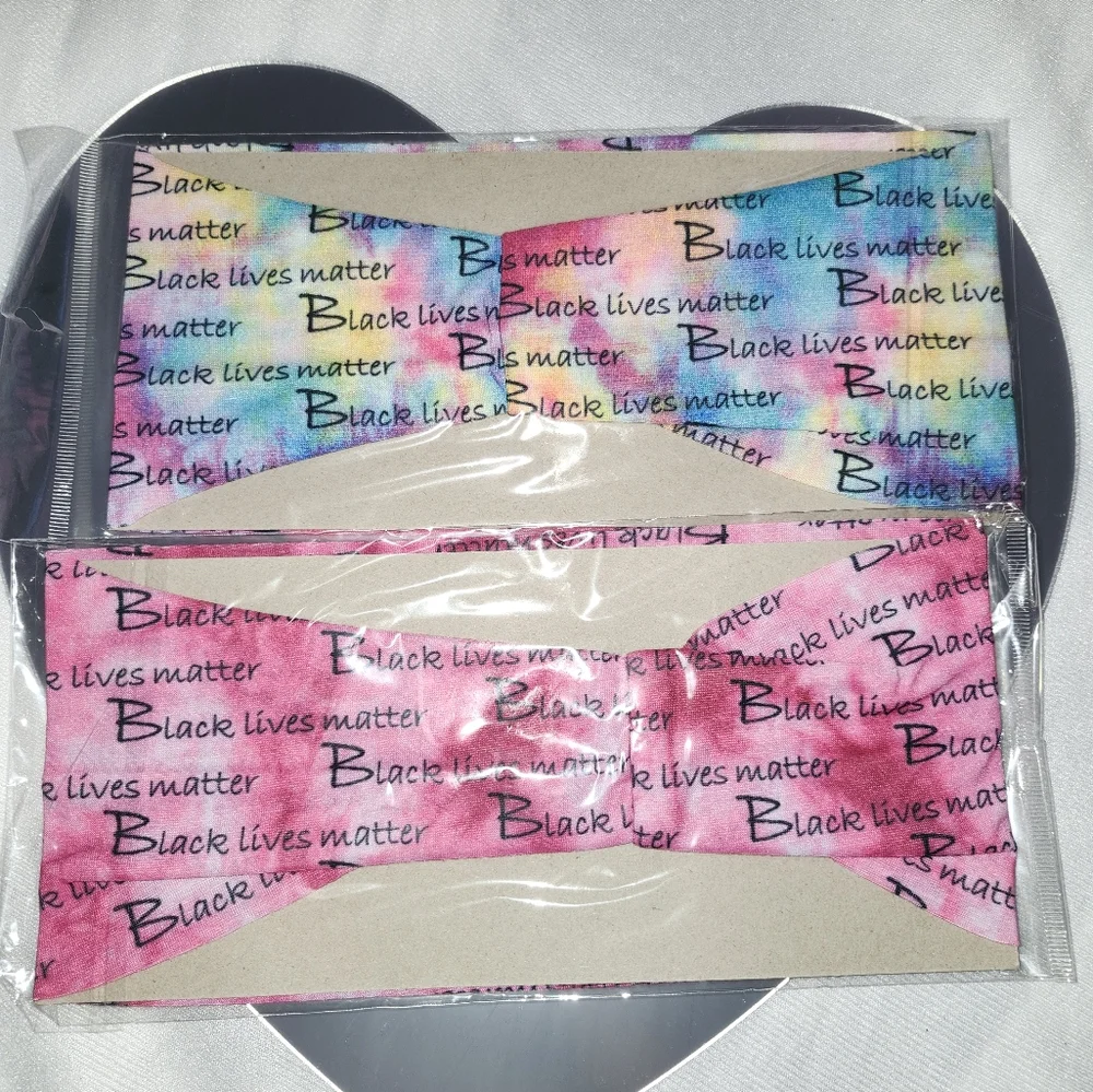 RESELLERS 148 PIECE BUNDLE OF VARIOUS HAIR ACCESSORIES 😍