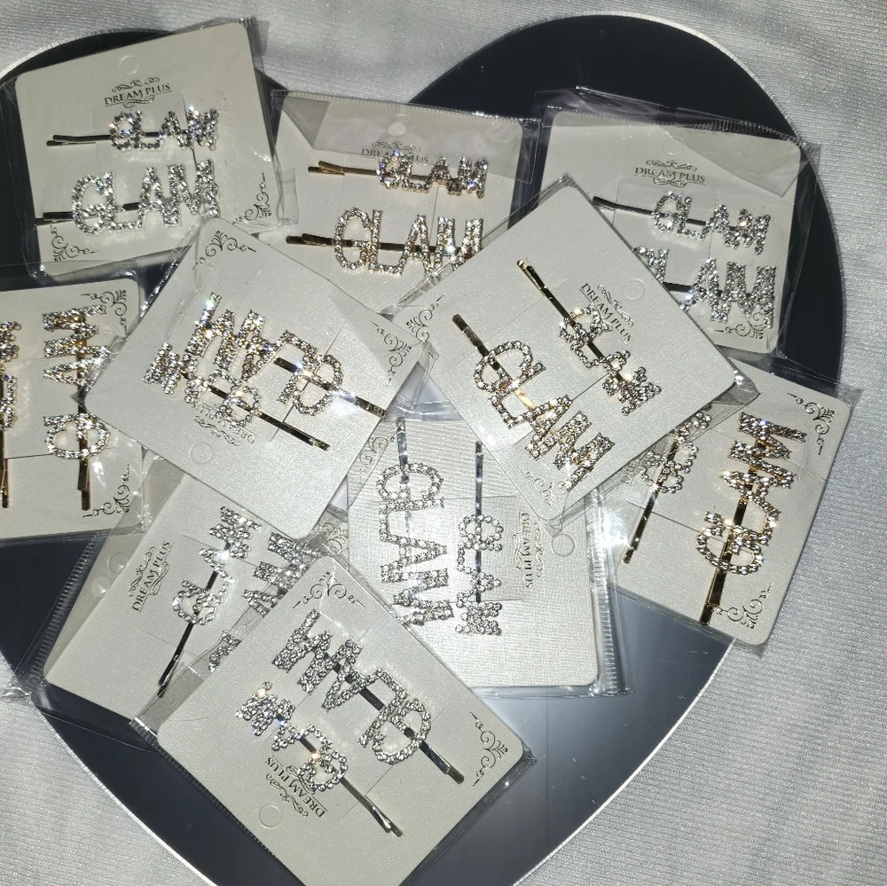 RESELLERS 148 PIECE BUNDLE OF VARIOUS HAIR ACCESSORIES 😍