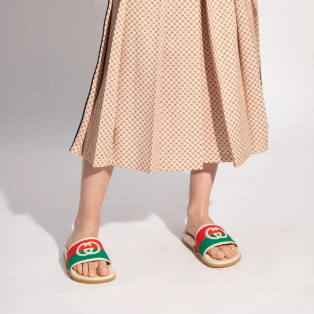 NEW GUCCI Women's Agrado Interlocking G Logo Cream Rubber Slides EU 38 US 8