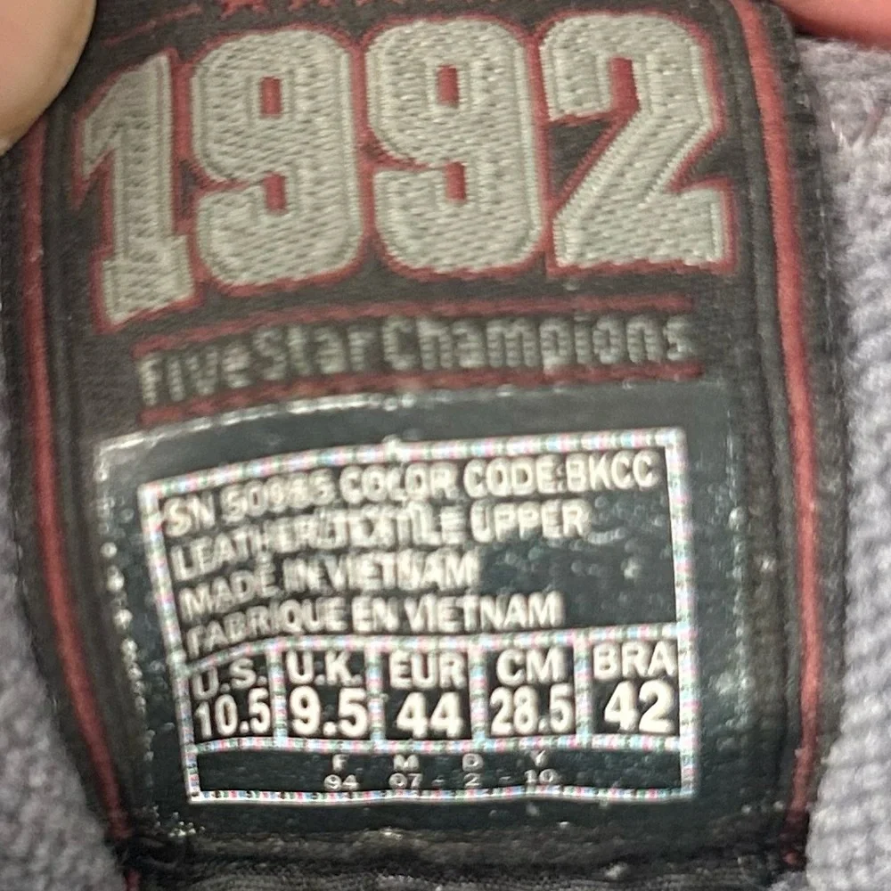Skechers questions leave