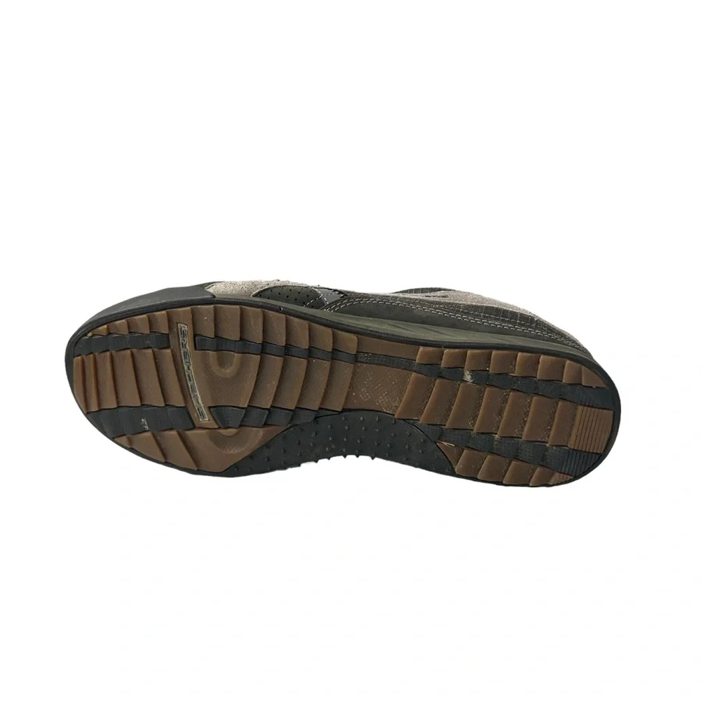 Skechers questions leave