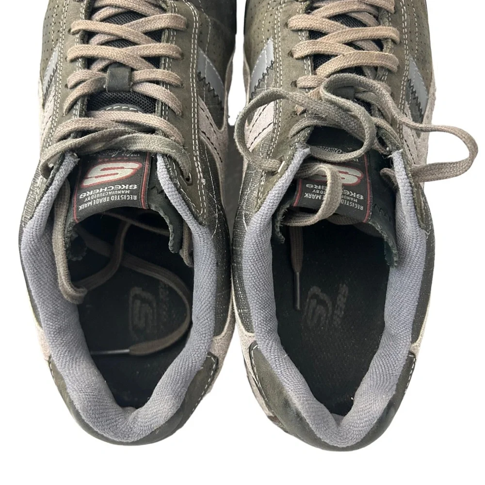Skechers questions leave