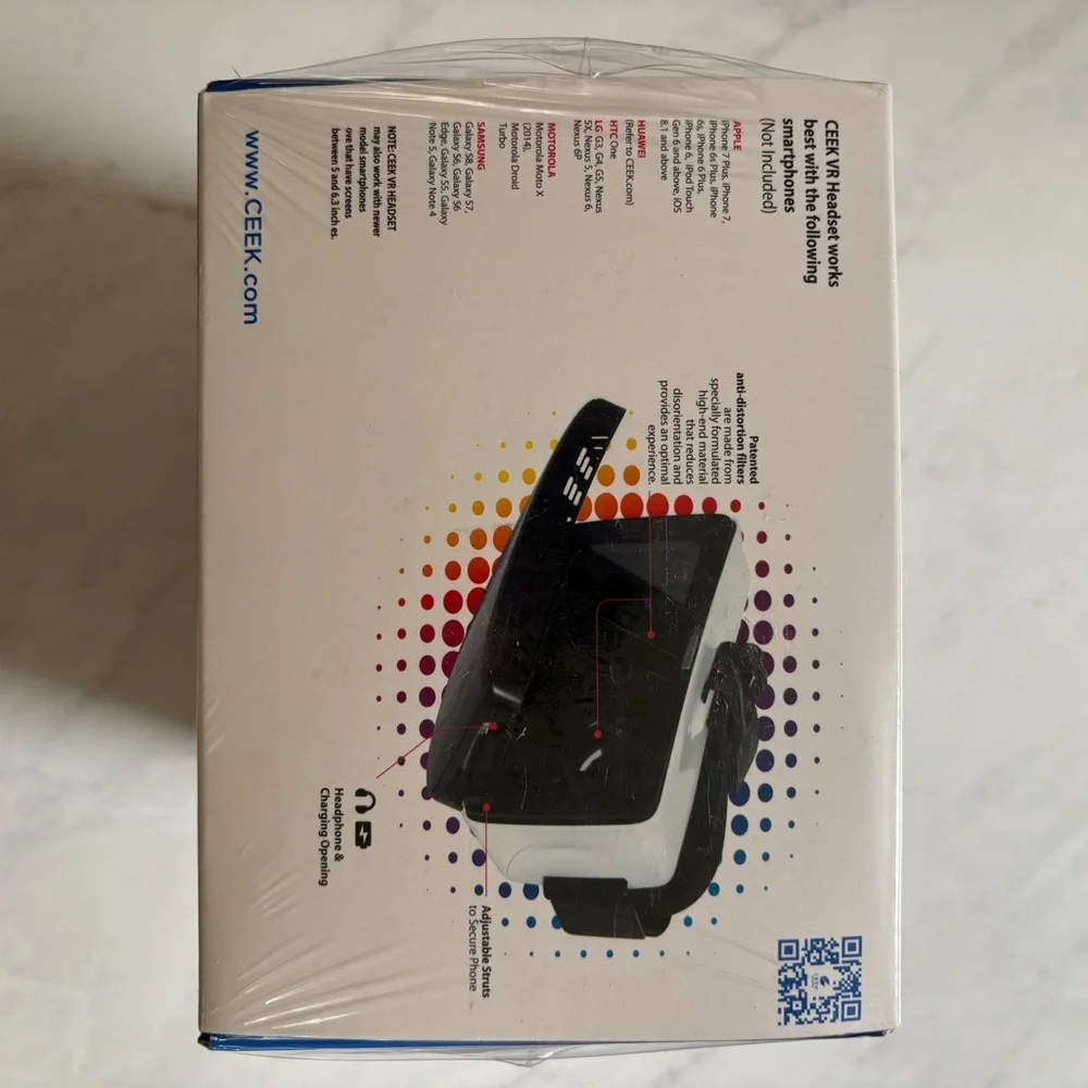 NWT! Ceek Virtual Reality VR headset