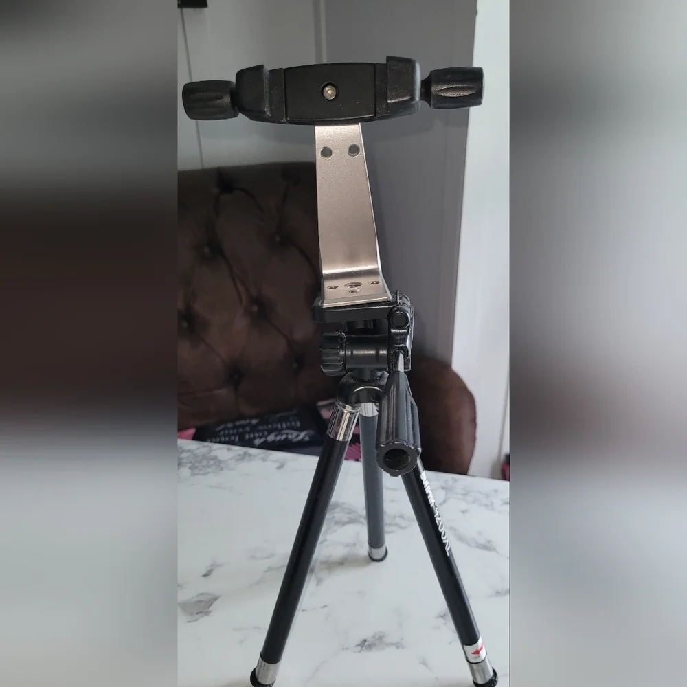 Tripod with phone mount