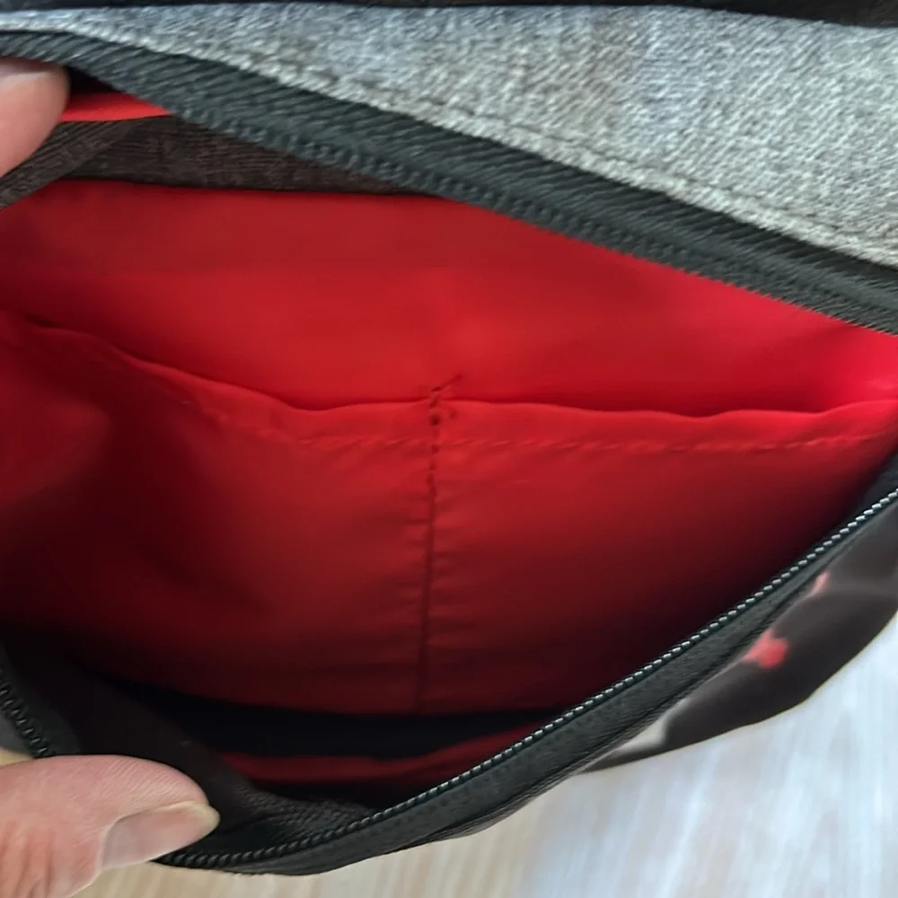 Puma backpack black red gray laptop compartment pockets, front zip pocket, logo