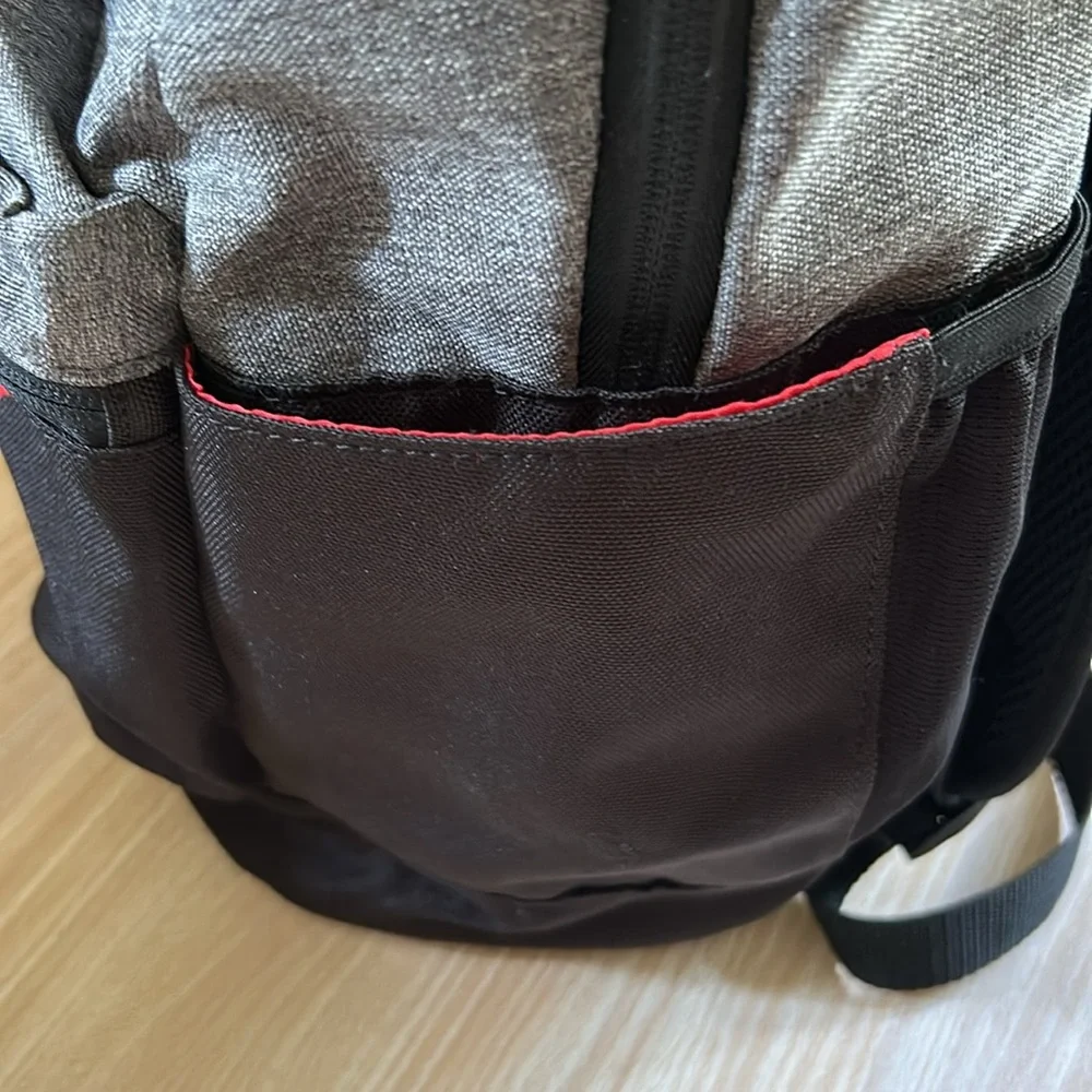 Puma backpack black red gray laptop compartment pockets, front zip pocket, logo