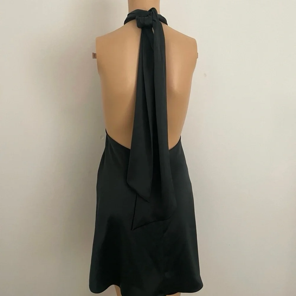 Green Sleeveless Taytum Satin Halter Neck Shift Dress