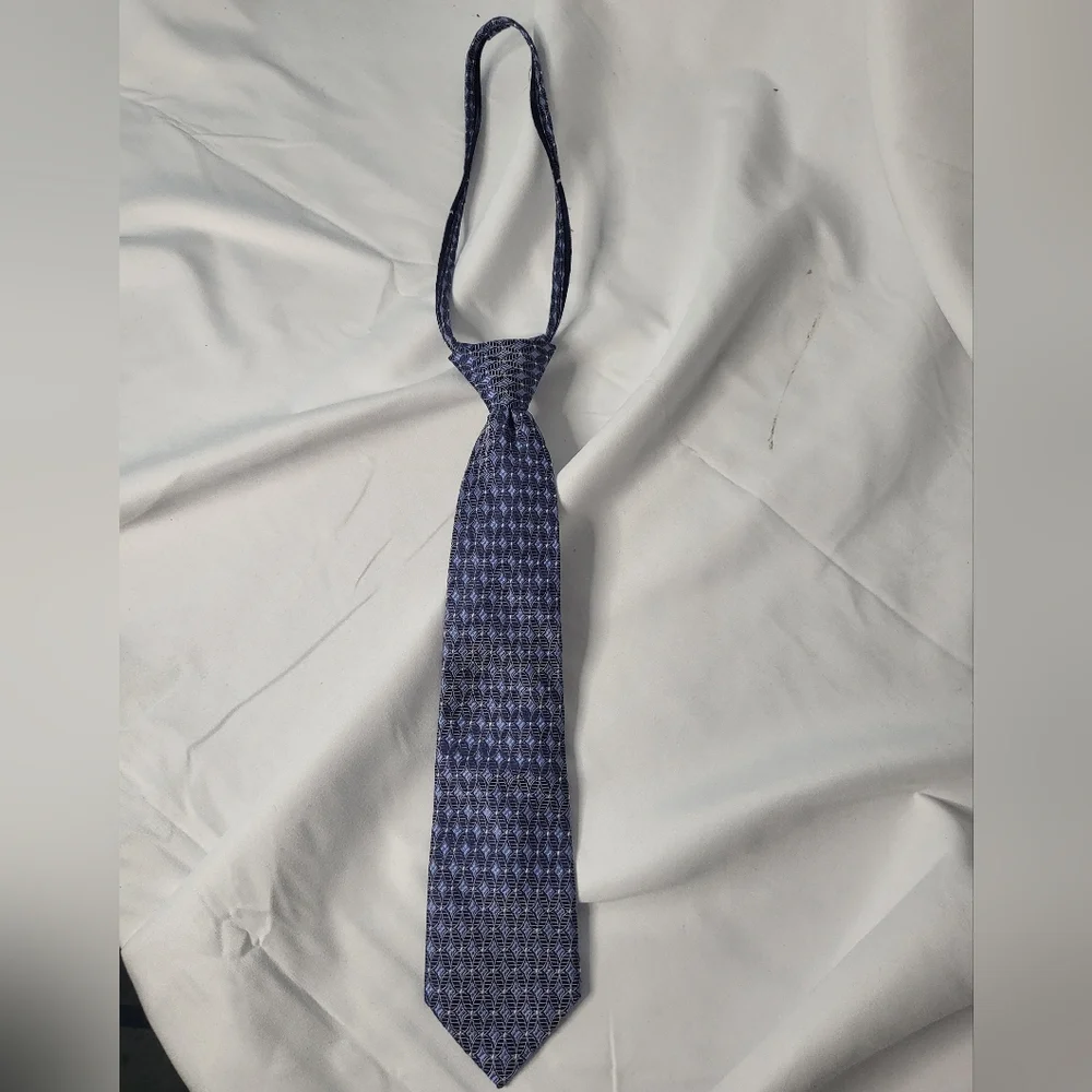 Canterbury zip tie
