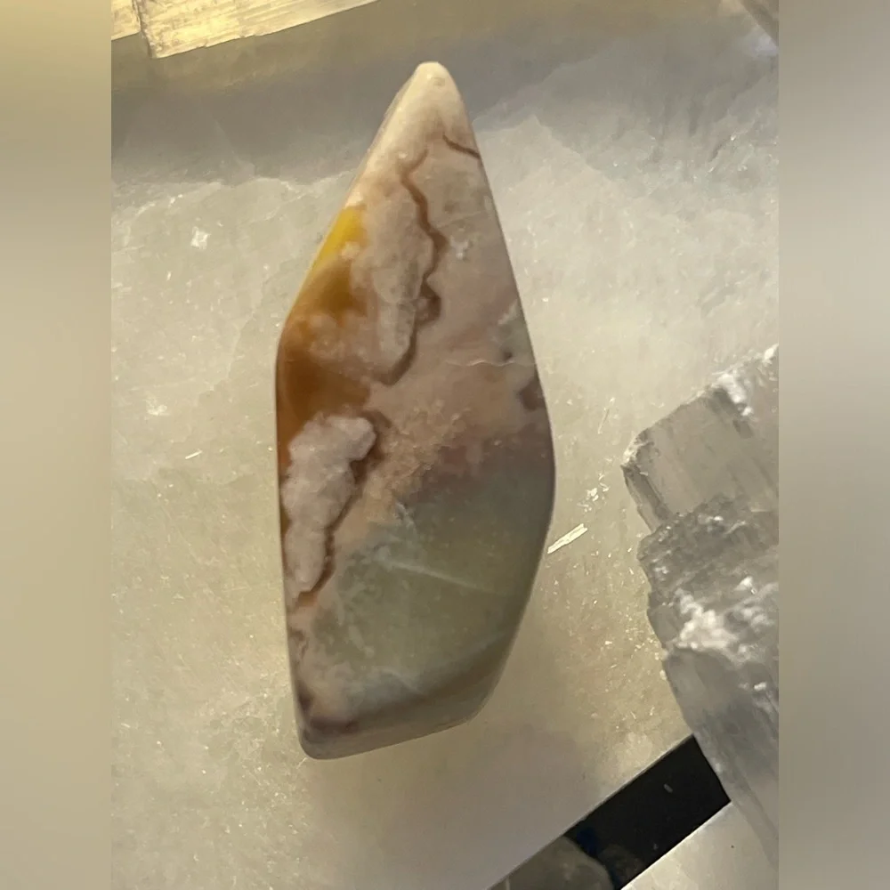 N/A pursue crystal