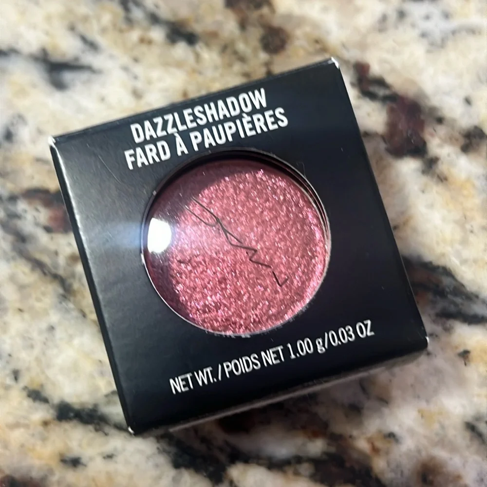 MAC Cosmetics stay collection