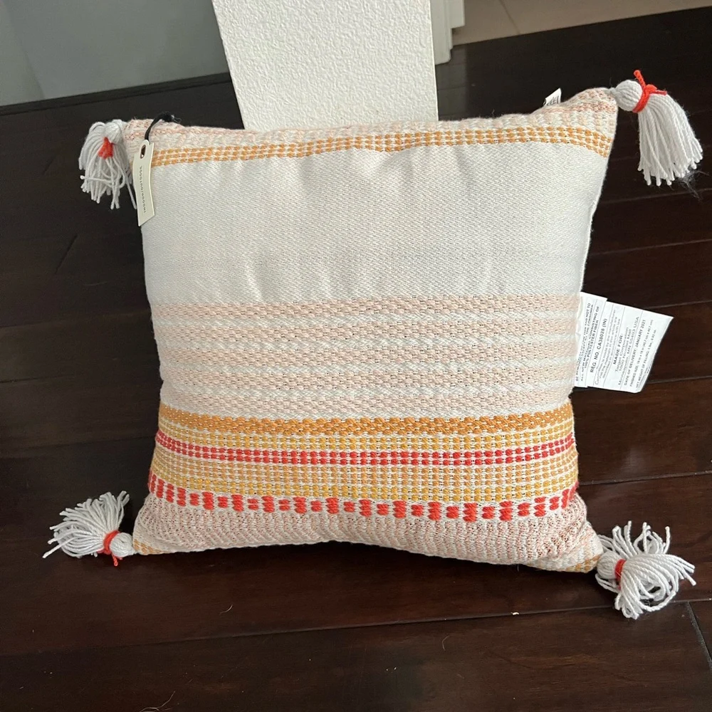 Hearth & Hand cute indoor