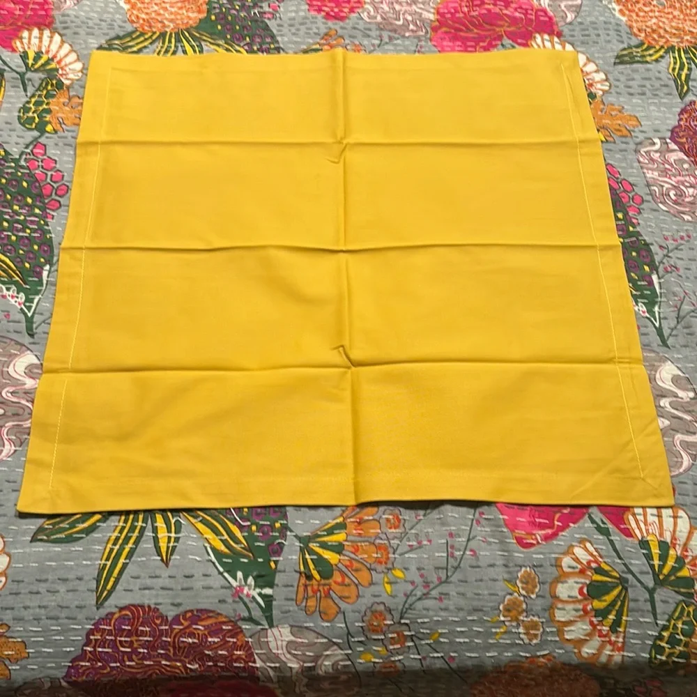 Williams Sonoma set golden