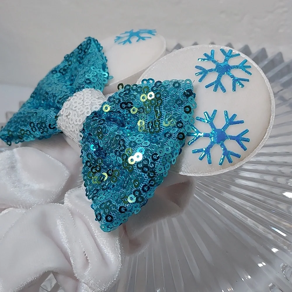 N/A 40 sparkled sequins