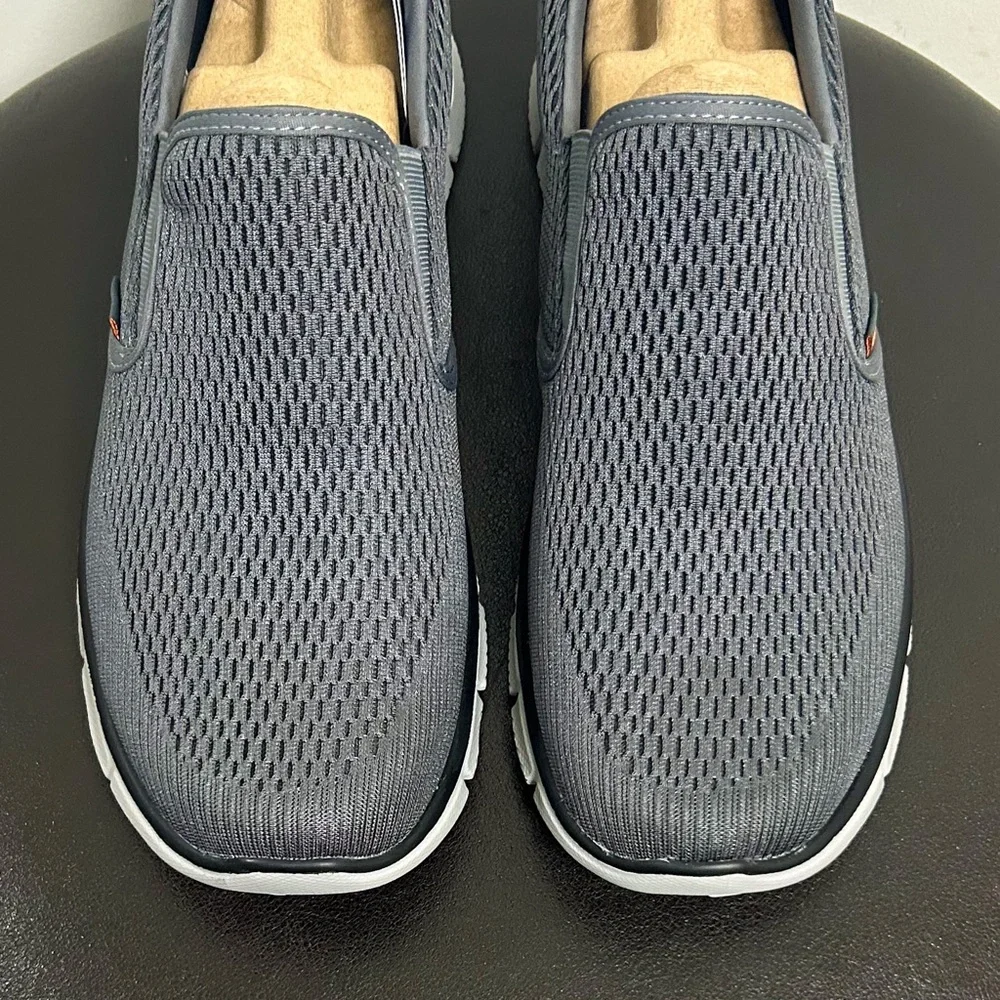 Skechers brand size