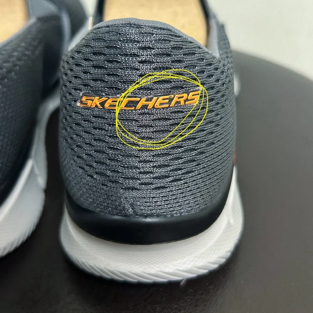 Skechers brand size