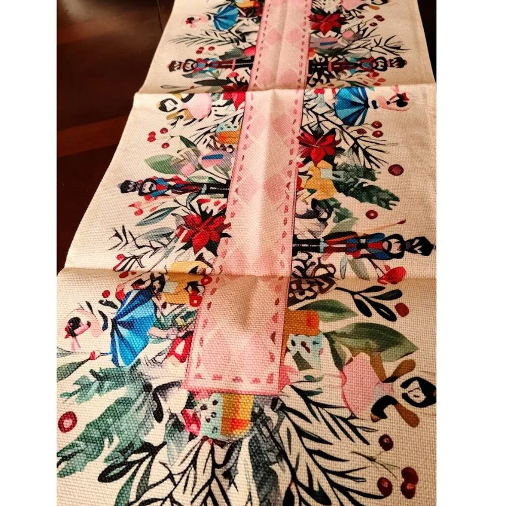 N/A nutcracker table
