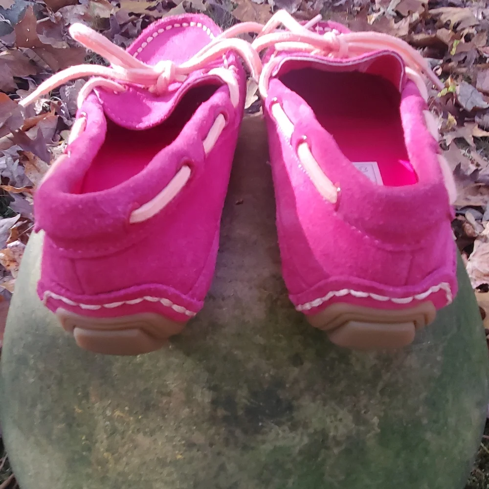 COLE HAAN GRANT DRIVER MOCCASINS LOAFERS PINK SUEDE GIRLS (NWOT)